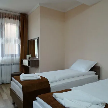 гаджакови בית הארחה 3*